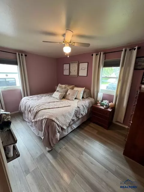 2104 Colorado, Sturgis, SD 57785 photo 15