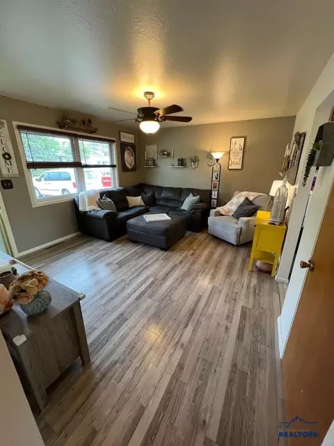 2104 Colorado, Sturgis, SD 57785 photo 7