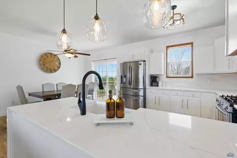 7155 Mulberry Dr, Summerset, SD 57718 photo 7