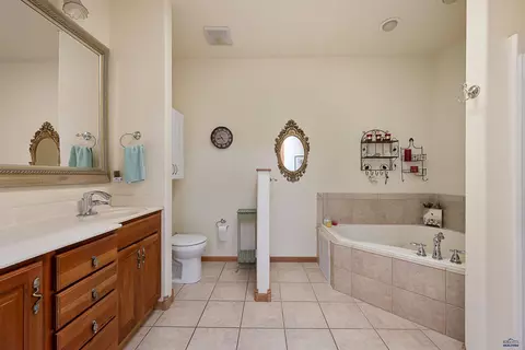 2340 Camaro Circle Dr, Sturgis, SD 57785 photo 17
