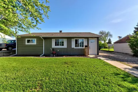 426 E Oakland, Rapid City, SD 57701