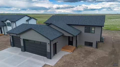 413 Constitution Blvd, Box Elder, SD 57719 photo 3