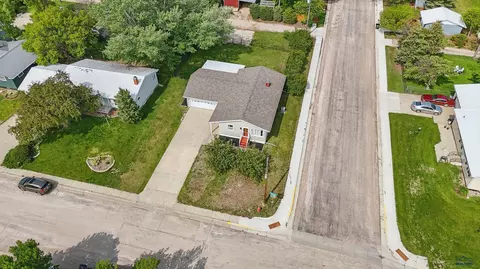 701 Hustead St, Wall, SD 57790 photo 33