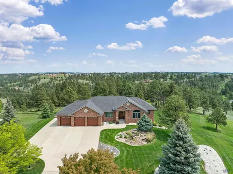 5114 Lundin Ct, Rapid City, SD 57702