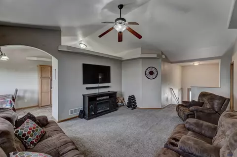 477 Eisenhower Ln, Box Elder, SD 57719 photo 12