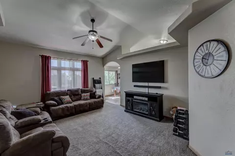 477 Eisenhower Ln, Box Elder, SD 57719 photo 11