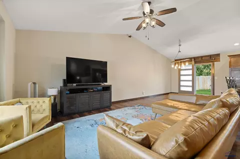 10145 Laramie Ln, Summerset, SD 57718 photo 9