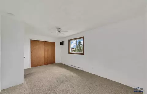 504 Swallow Dr, Box Elder, SD 57719 photo 15