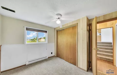 504 Swallow Dr, Box Elder, SD 57719 photo 8