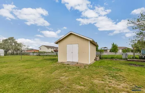 504 Swallow Dr, Box Elder, SD 57719 photo 18
