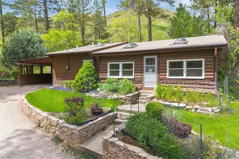 6433 S Canyon Rd, Rapid City, SD 57702