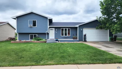 12930 Pony Express Dr, Piedmont, SD 57769