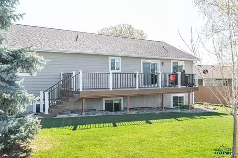 9485 Astoria Ln, Summerset, SD 57718 photo 2