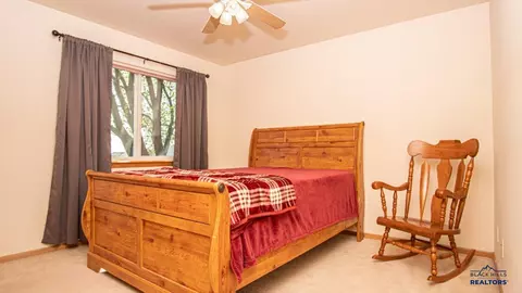 9485 Astoria Ln, Summerset, SD 57718 photo 13