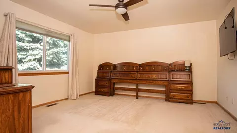 9485 Astoria Ln, Summerset, SD 57718 photo 17