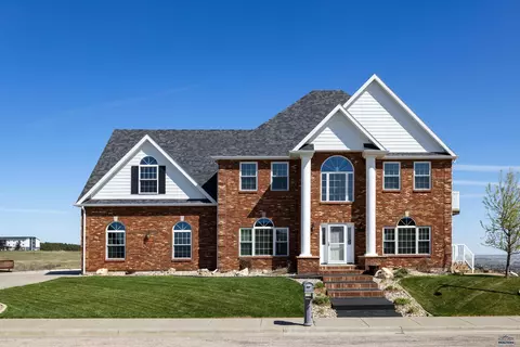 1120 S Regency Ct, Rapid City, SD 57702