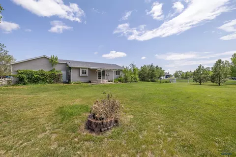 622 Elm Ct, Box Elder, SD 57719 photo 25