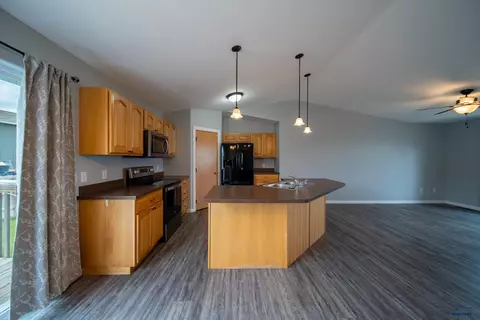 755 Bear Tooth Ct, Box Elder, SD 57719 photo 9