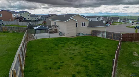 755 Bear Tooth Ct, Box Elder, SD 57719 photo 4