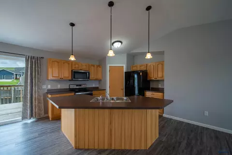 755 Bear Tooth Ct, Box Elder, SD 57719 photo 10