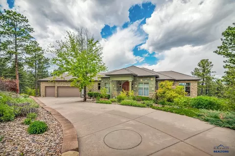 4446 W W Gln, Rapid City, SD 57702