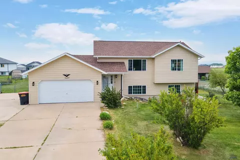 14789 Highlight Dr, Rapid City, SD 57703