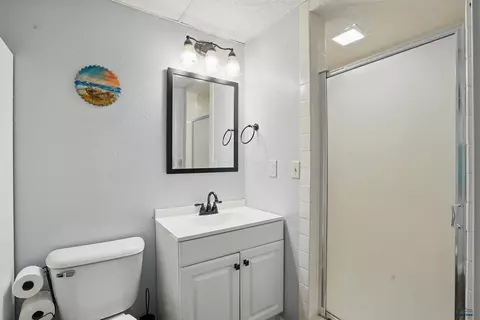 Bath - 8216 Chickadee Ln, Blackhawk, SD 57718 photo 3 of 3