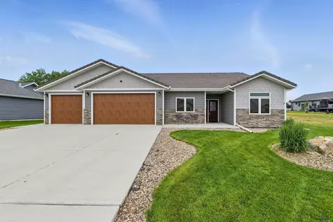 4519 Jolly Ln, Rapid City, SD 57701