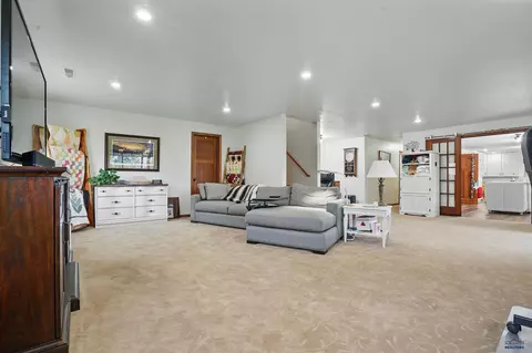 303 Kelly Ave, Wall, SD 57790 photo 29