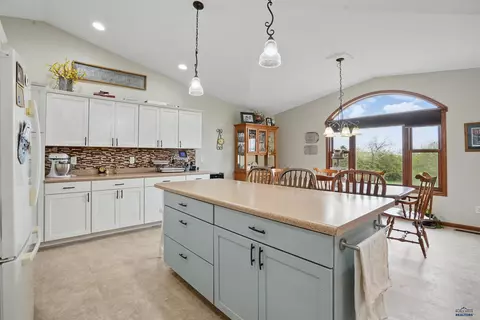 303 Kelly Ave, Wall, SD 57790 photo 10