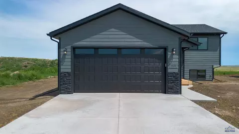 405 Constitution Blvd, Box Elder, SD 57719