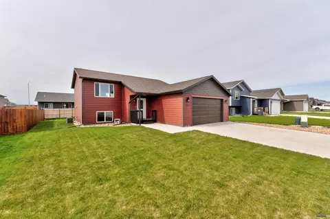 613 Civil Way, Box Elder, SD 57719 photo 2