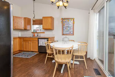 10284 Remmington St, Summerset, SD 57718 photo 9