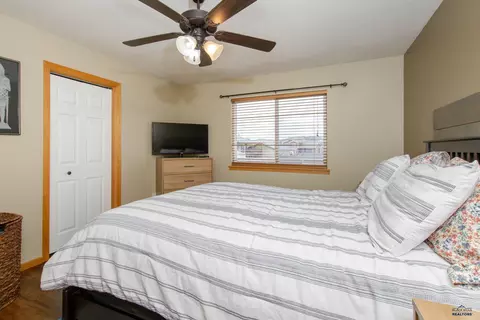 10284 Remmington St, Summerset, SD 57718 photo 16