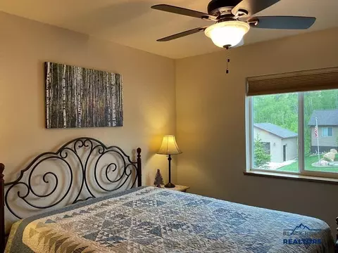 Bedroom - 772 Stage Run Rd, Deadwood, SD 57732 photo 2 of 3