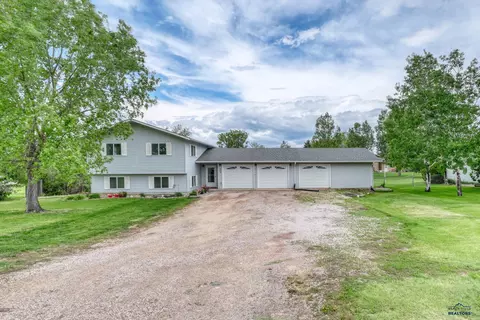 6556 Beverly Dr, Rapid City, SD 57701 photo 1