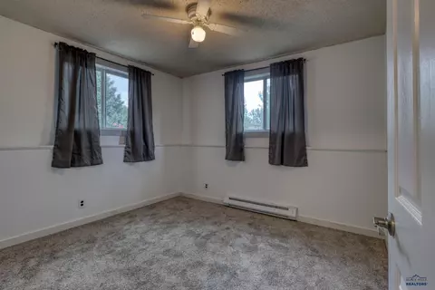 6556 Beverly Dr, Rapid City, SD 57701 photo 23