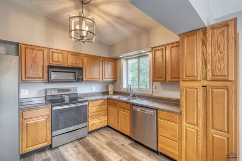 6556 Beverly Dr, Rapid City, SD 57701 photo 11