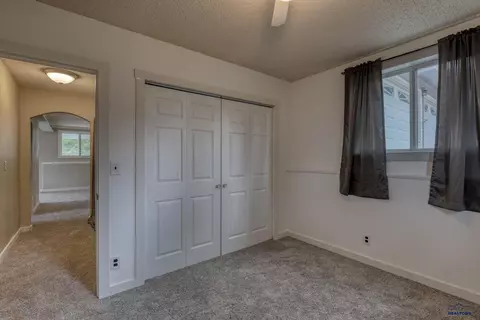6556 Beverly Dr, Rapid City, SD 57701 photo 24