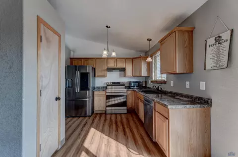 485 Eisenhower Ln, Box Elder, SD 57719 photo 21