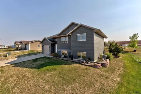 485 Eisenhower Ln, Box Elder, SD 57719 photo 4