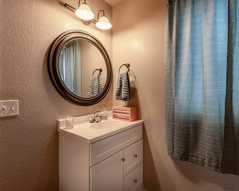 6725 Townsend, Summerset, SD 57718 photo 20