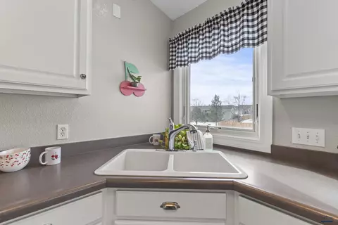 6725 Townsend, Summerset, SD 57718 photo 14