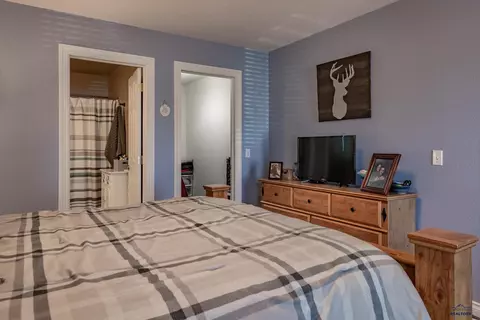 6725 Townsend, Summerset, SD 57718 photo 18