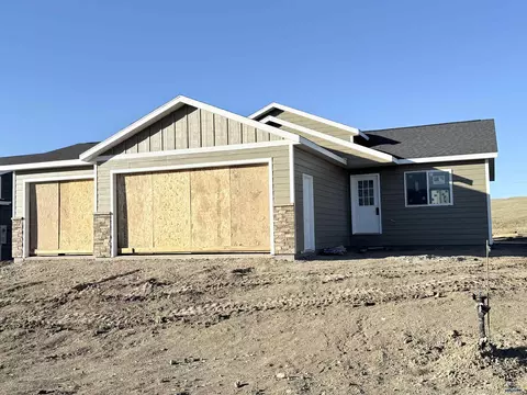 5520 Traverse Dr, Rapid City, SD 57703