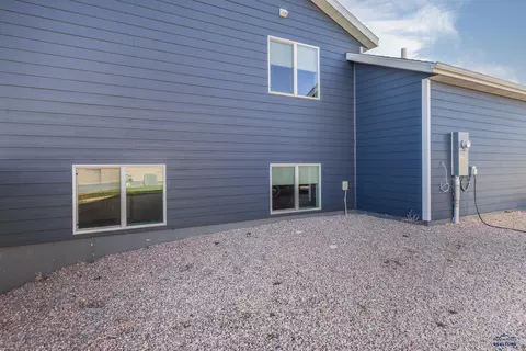 656 Liberty Park Dr, Box Elder, SD 57719 photo 4