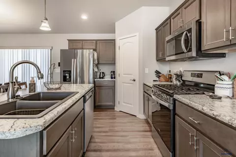 656 Liberty Park Dr, Box Elder, SD 57719 photo 18