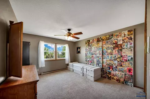705 Zenith St, Belle Fourche, SD 57717 photo 13