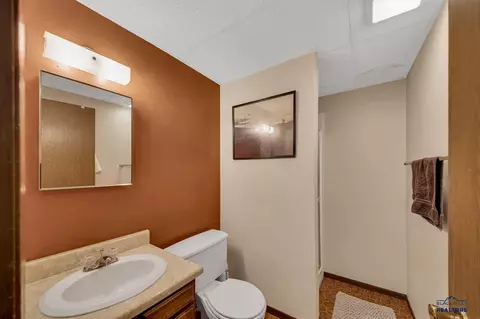705 Zenith St, Belle Fourche, SD 57717 photo 22