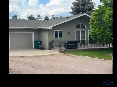 10537 Ashwood Ct, Rapid City, SD 57702